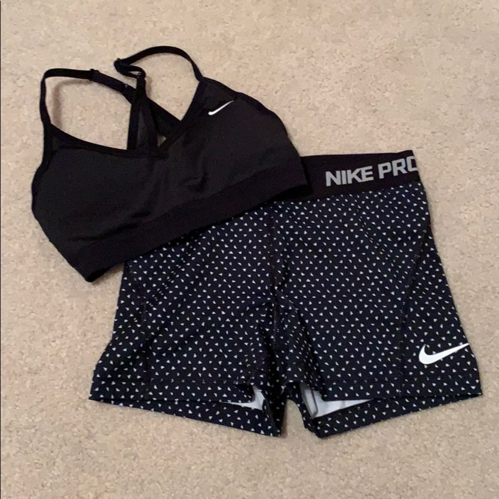 Nike Pro Shorts and V Neck Sports Bra Set Both XS